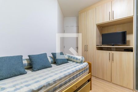 Quarto 1 de apartamento para alugar com 3 quartos, 75m² em Jardim Luanda, São Paulo