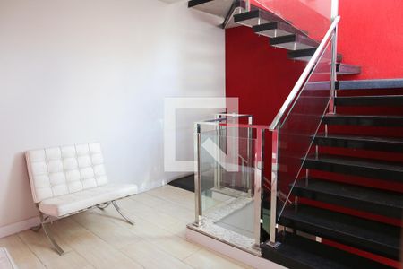 Casa à venda com 250m², 5 quartos e 2 vagasHall e Acesso a Cobertura