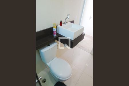 Casa à venda com 250m², 5 quartos e 2 vagasBanheiro 3