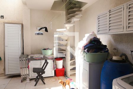 Casa à venda com 250m², 5 quartos e 2 vagasÁrea de Serviço