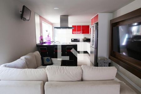 Sala de casa à venda com 5 quartos, 250m² em Vila Floresta, Santo André