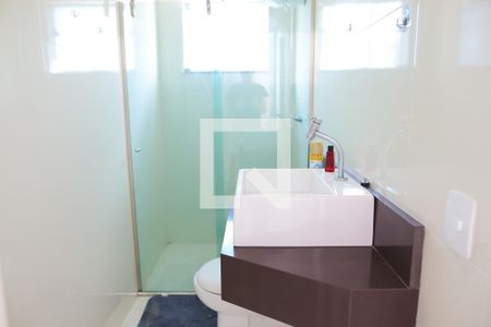 Casa à venda com 250m², 5 quartos e 2 vagasBanheiro 3