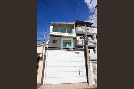 Casa à venda com 250m², 5 quartos e 2 vagasFachada