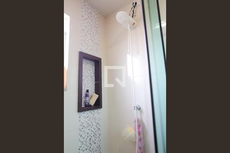 Casa à venda com 250m², 5 quartos e 2 vagasBanheiro 2