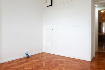 Apartamento à venda com 188m², 4 quartos e 2 vagas Apartamento à venda com 188m², 4 quartos e 2 vagasQuarto 2