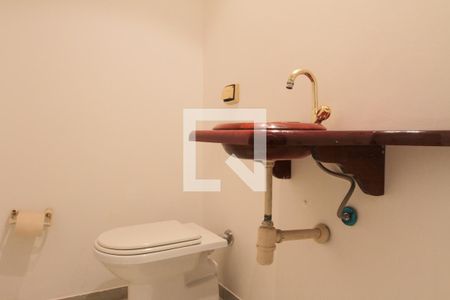 Apartamento à venda com 188m², 4 quartos e 2 vagas Apartamento à venda com 188m², 4 quartos e 2 vagasLavabo