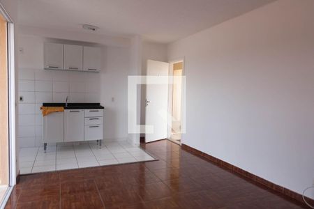 Sala de apartamento para alugar com 2 quartos, 60m² em Jardim Petrópolis, Cotia