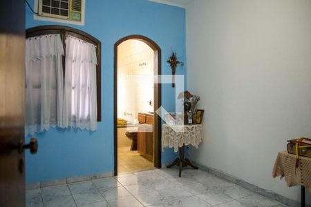 Casa à venda com 210m², 4 quartos e 3 vagasSuíte