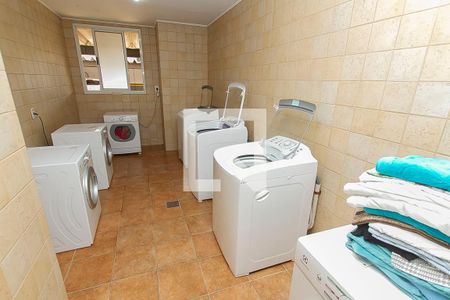 Apartamento à venda com 68m², 2 quartos e 2 vagasLavanderia