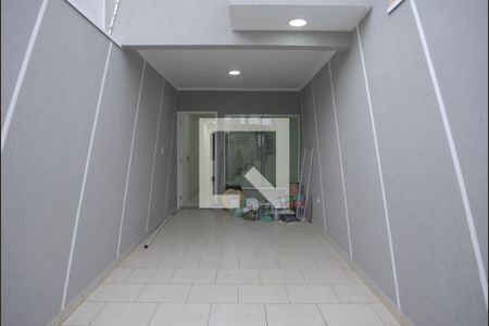 Casa à venda com 120m², 3 quartos e 2 vagasEntrada