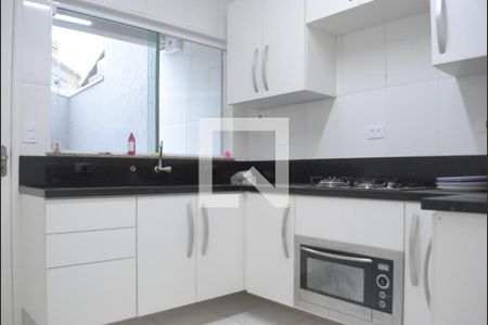 Casa à venda com 120m², 3 quartos e 2 vagasCozinha - Armários