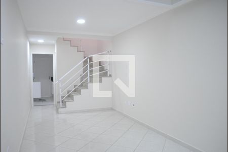 Casa à venda com 120m², 3 quartos e 2 vagasSala