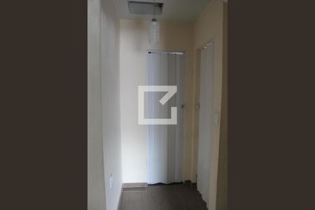 Corredor de casa para alugar com 3 quartos, 80m² em Colubande, São Gonçalo