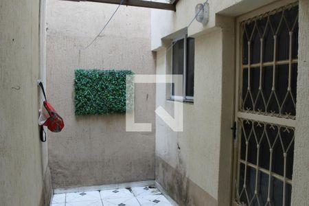 Casa para alugar com 80m², 3 quartos e 1 vagaÁrea de Serviço