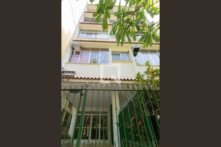 Apartamento para alugar com 45m², 2 quartos e sem vaga Apartamento para alugar com 45m², 2 quartos e sem vagaFachada