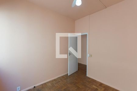 Quarto de apartamento para alugar com 2 quartos, 45m² em Grajaú, Rio de Janeiro