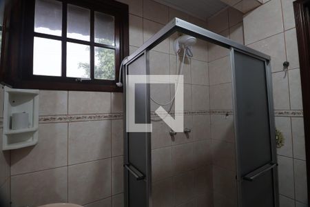 Casa à venda com 180m², 3 quartos e 2 vagasBanheiro suíte 3