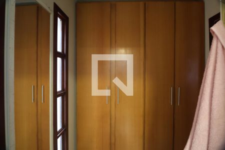 Casa à venda com 180m², 3 quartos e 2 vagasQuarto suíte 1