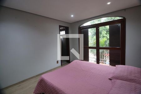 Casa à venda com 180m², 3 quartos e 2 vagasQuarto suíte 3