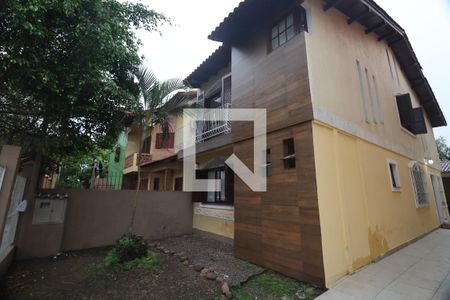Casa à venda com 180m², 3 quartos e 2 vagasQuintal