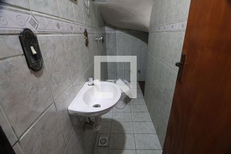 Casa à venda com 180m², 3 quartos e 2 vagasLavabo 
