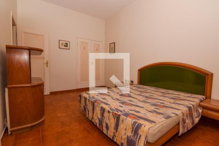 Apartamento para alugar com 185m², 3 quartos e 2 vagas Apartamento para alugar com 185m², 3 quartos e 2 vagasSuíte 2