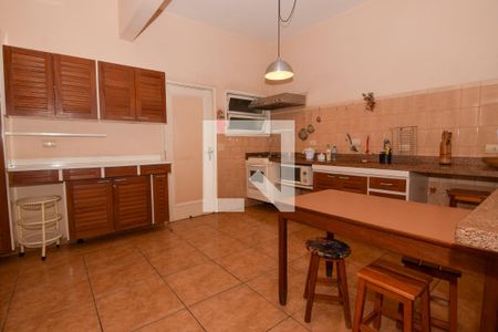 Cozinha de apartamento para alugar com 3 quartos, 185m² em Vila Alzira, Guarujá