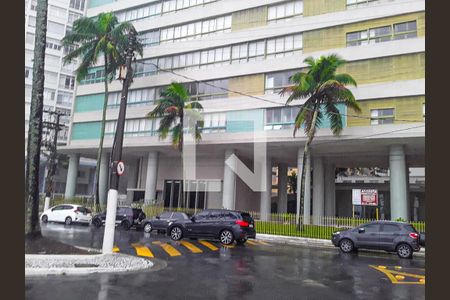 Fachada de apartamento para alugar com 3 quartos, 185m² em Vila Alzira, Guarujá