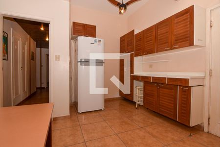 Apartamento para alugar com 185m², 3 quartos e 2 vagas Apartamento para alugar com 185m², 3 quartos e 2 vagasCozinha