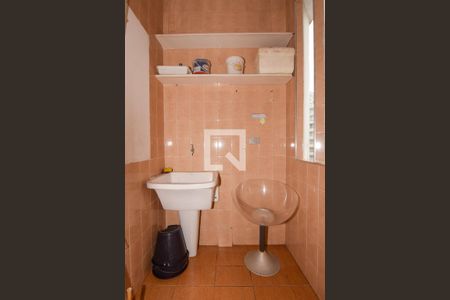 Área de Serviço de apartamento para alugar com 3 quartos, 185m² em Vila Alzira, Guarujá