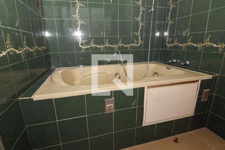 Apartamento para alugar com 185m², 3 quartos e 2 vagas Apartamento para alugar com 185m², 3 quartos e 2 vagasBanheiro da Suíte 2