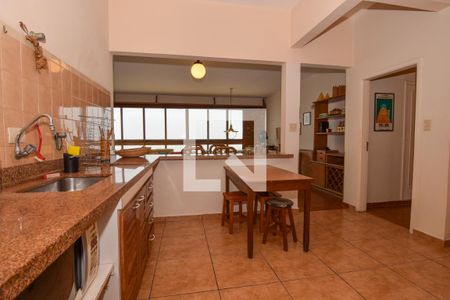 Apartamento para alugar com 185m², 3 quartos e 2 vagas Apartamento para alugar com 185m², 3 quartos e 2 vagasCozinha
