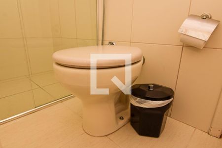 Apartamento para alugar com 185m², 3 quartos e 2 vagas Apartamento para alugar com 185m², 3 quartos e 2 vagasBanheiro da Suíte 1