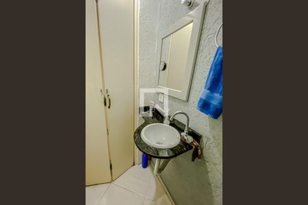 Lavanbo de casa à venda com 4 quartos, 135m² em Vila Matilde, São Paulo