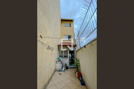 Casa à venda com 135m², 4 quartos e 4 vagas Casa à venda com 135m², 4 quartos e 4 vagasLavanderia