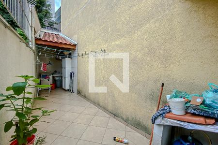 Casa à venda com 135m², 4 quartos e 4 vagas Casa à venda com 135m², 4 quartos e 4 vagasLavanderia