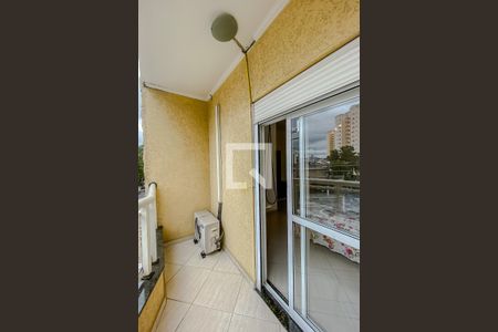 Casa à venda com 135m², 4 quartos e 4 vagas Casa à venda com 135m², 4 quartos e 4 vagasVaranda da Suite