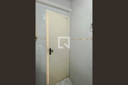 Casa à venda com 135m², 4 quartos e 4 vagas Casa à venda com 135m², 4 quartos e 4 vagasBanheiro 2