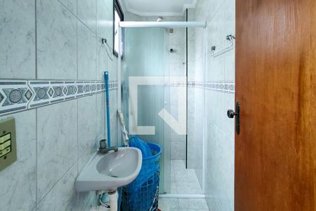 Apartamento para alugar com 84m², 2 quartos e 1 vagaBanheiro da área de serviço