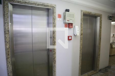 Apartamento para alugar com 84m², 2 quartos e 1 vagaElevador