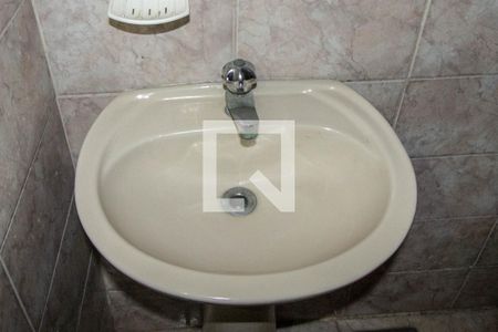 Apartamento para alugar com 63m², 2 quartos e sem vaga Apartamento para alugar com 63m², 2 quartos e sem vagaBanheiro