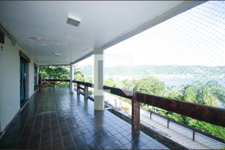 Casa à venda com 1800m², 7 quartos e 3 vagasVaranda dos quartos