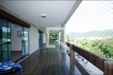 Casa à venda com 1800m², 7 quartos e 3 vagasVaranda dos quartos