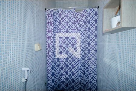 Casa à venda com 1800m², 7 quartos e 3 vagasBanheiro da Suíte 2