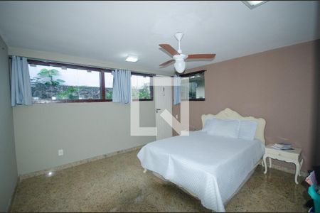 Casa à venda com 1800m², 7 quartos e 3 vagasQuarto 5