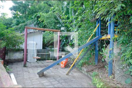 Casa à venda com 1800m², 7 quartos e 3 vagasChurrasqueira