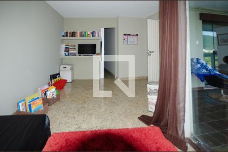 Casa à venda com 1800m², 7 quartos e 3 vagasQuarto 3