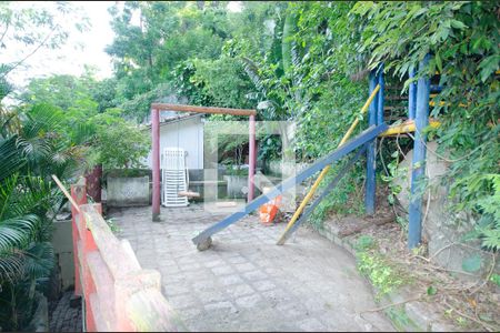 Casa à venda com 1800m², 7 quartos e 3 vagasChurrasqueira