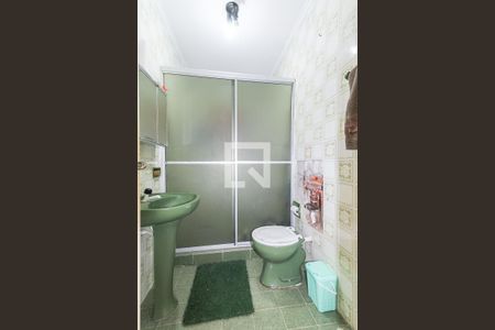 Casa à venda com 165m², 3 quartos e sem vaga Casa à venda com 165m², 3 quartos e sem vagaBanheiro