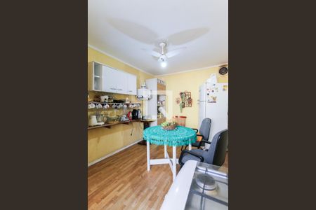 Casa à venda com 165m², 3 quartos e sem vaga